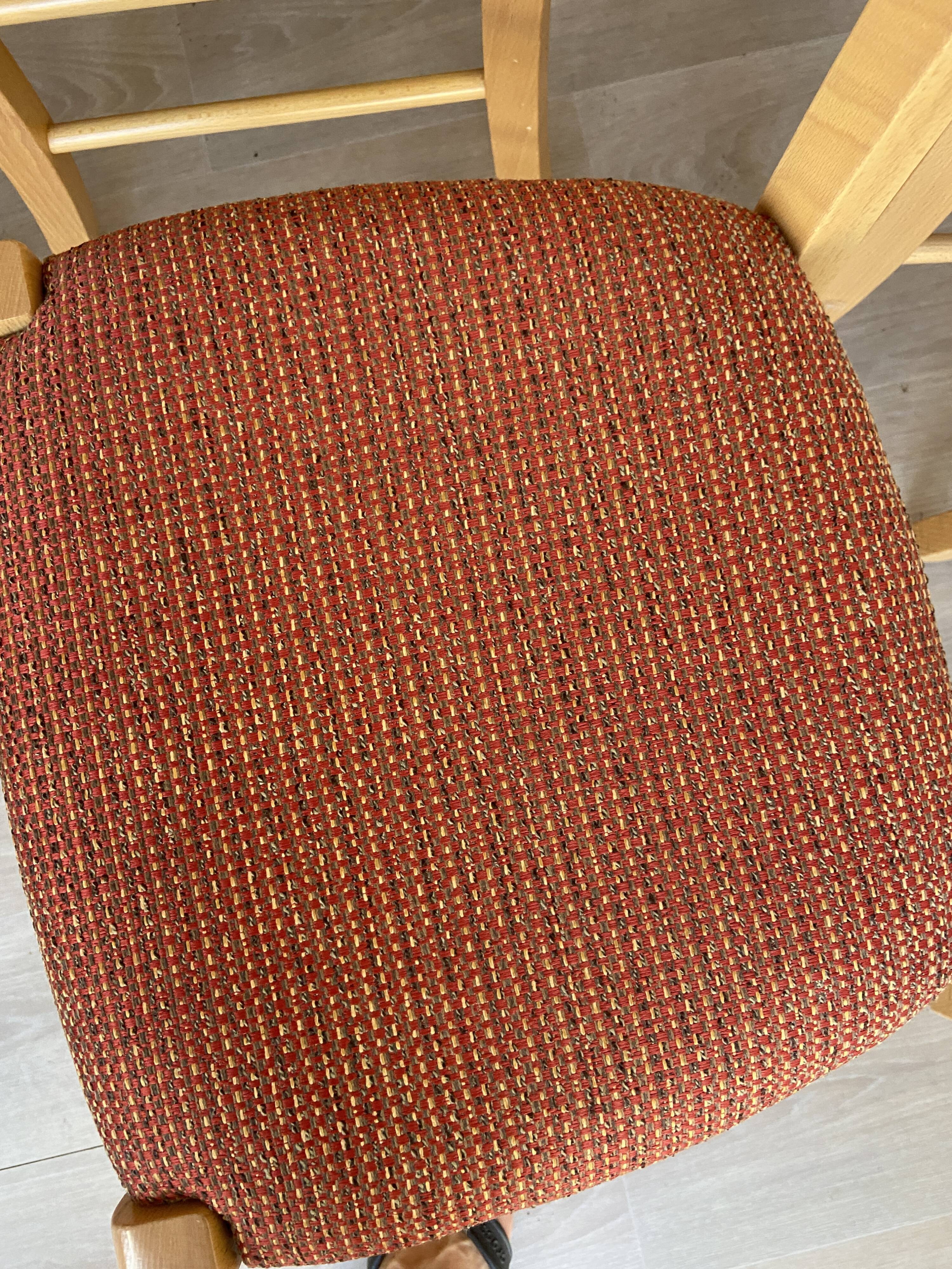 Set of 30 bistro restaurant chairs in beech wood