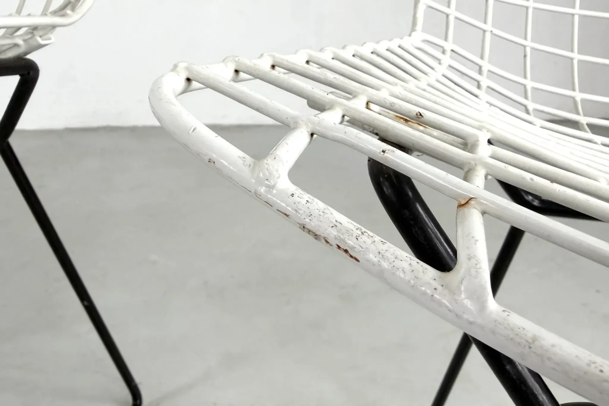 Set of 4 chairs model 420 by Harry Bertoia for Knoll – 1950s