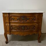 Commode sauteuse en merisier de la fin du  XVIII ème