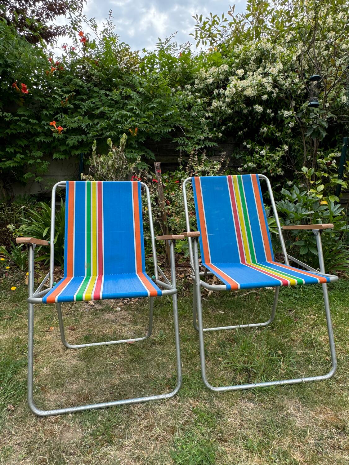 Pair of vintage nylon canvas folding garden armchairs