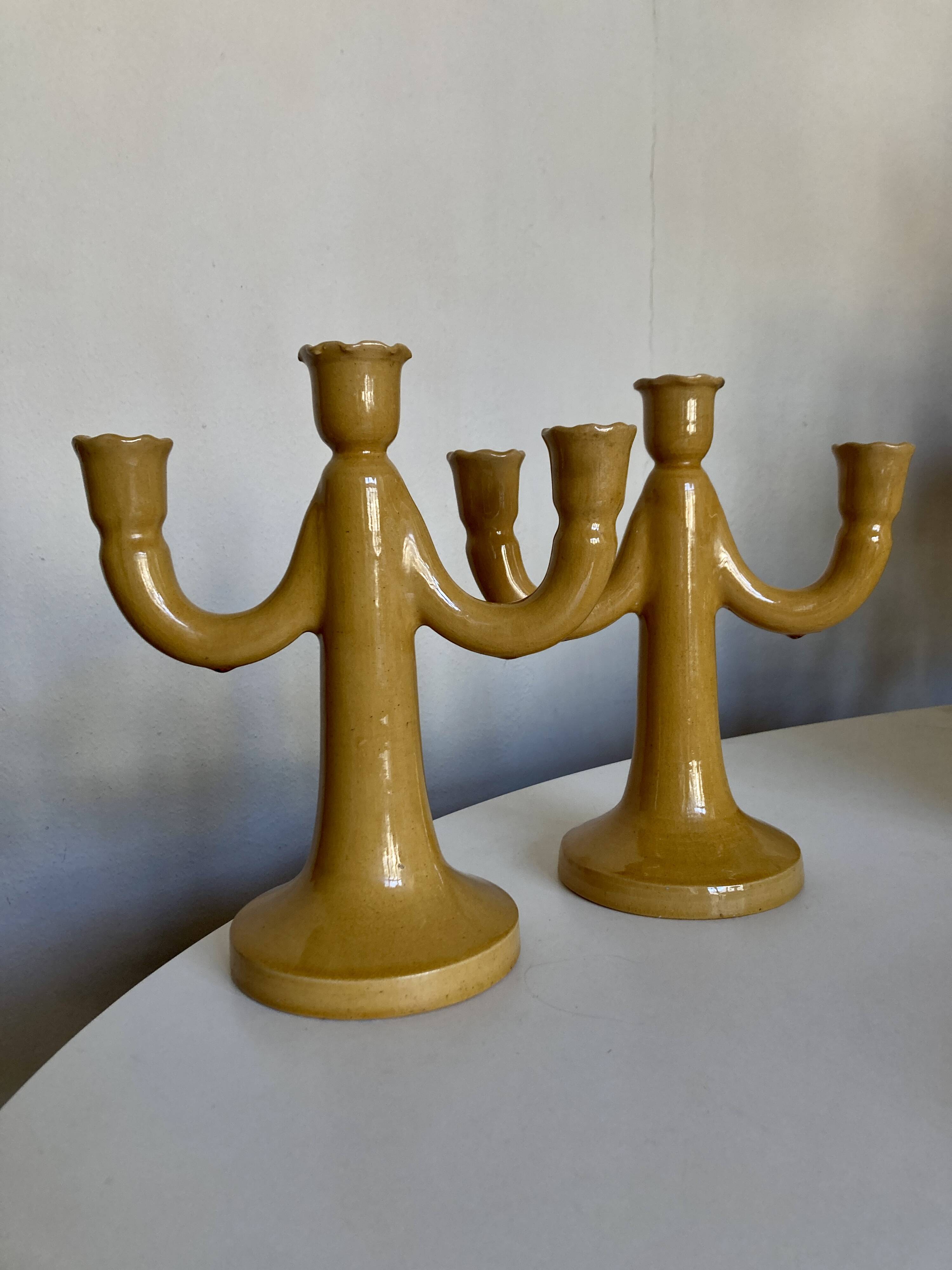 Paire de bougeoirs en terre vernissée Pichon Uzès 1960