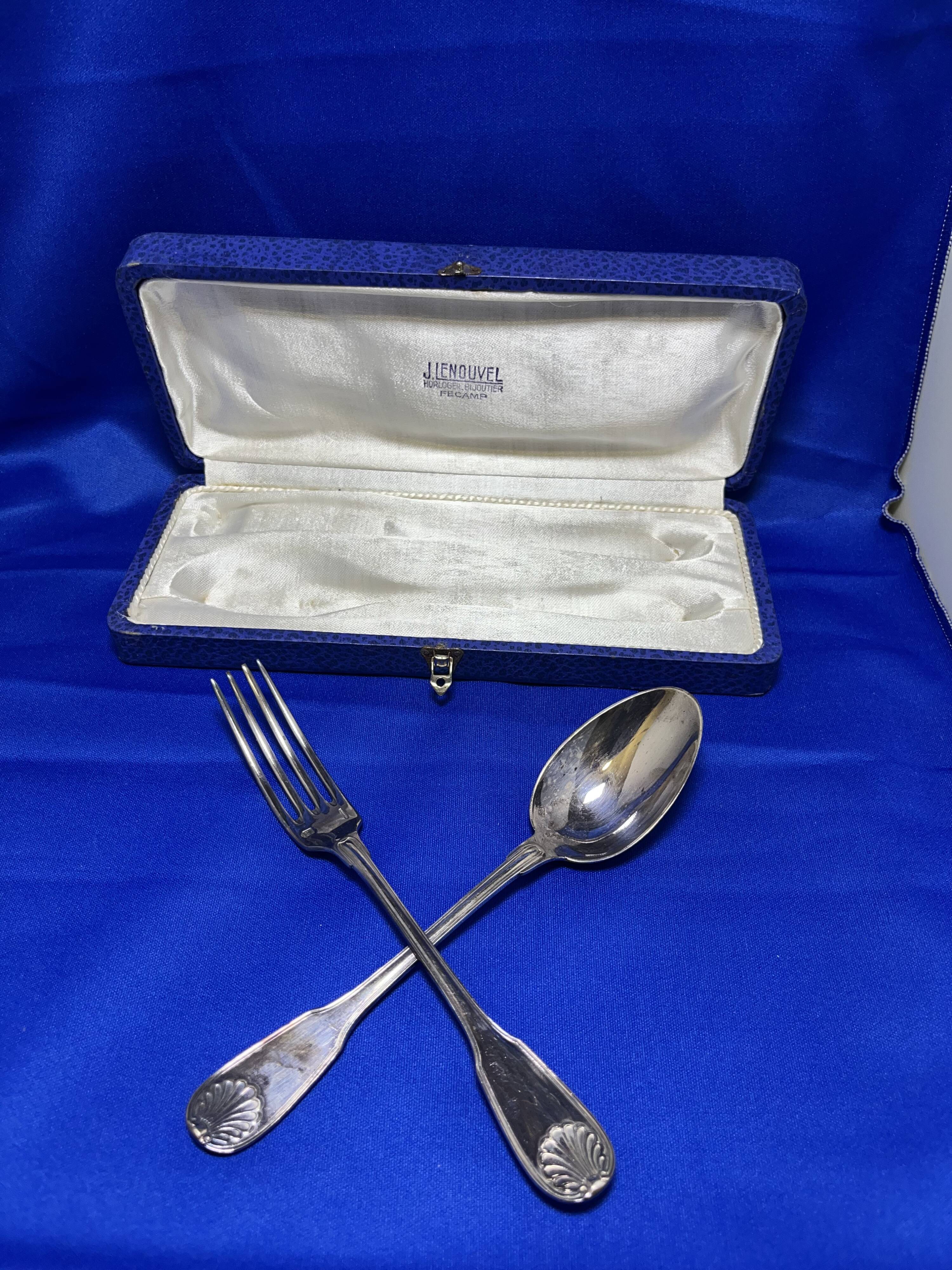 Coffret cuillère et fourchette en métal argentée