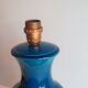 Lampe de table en céramique bleue France 1970