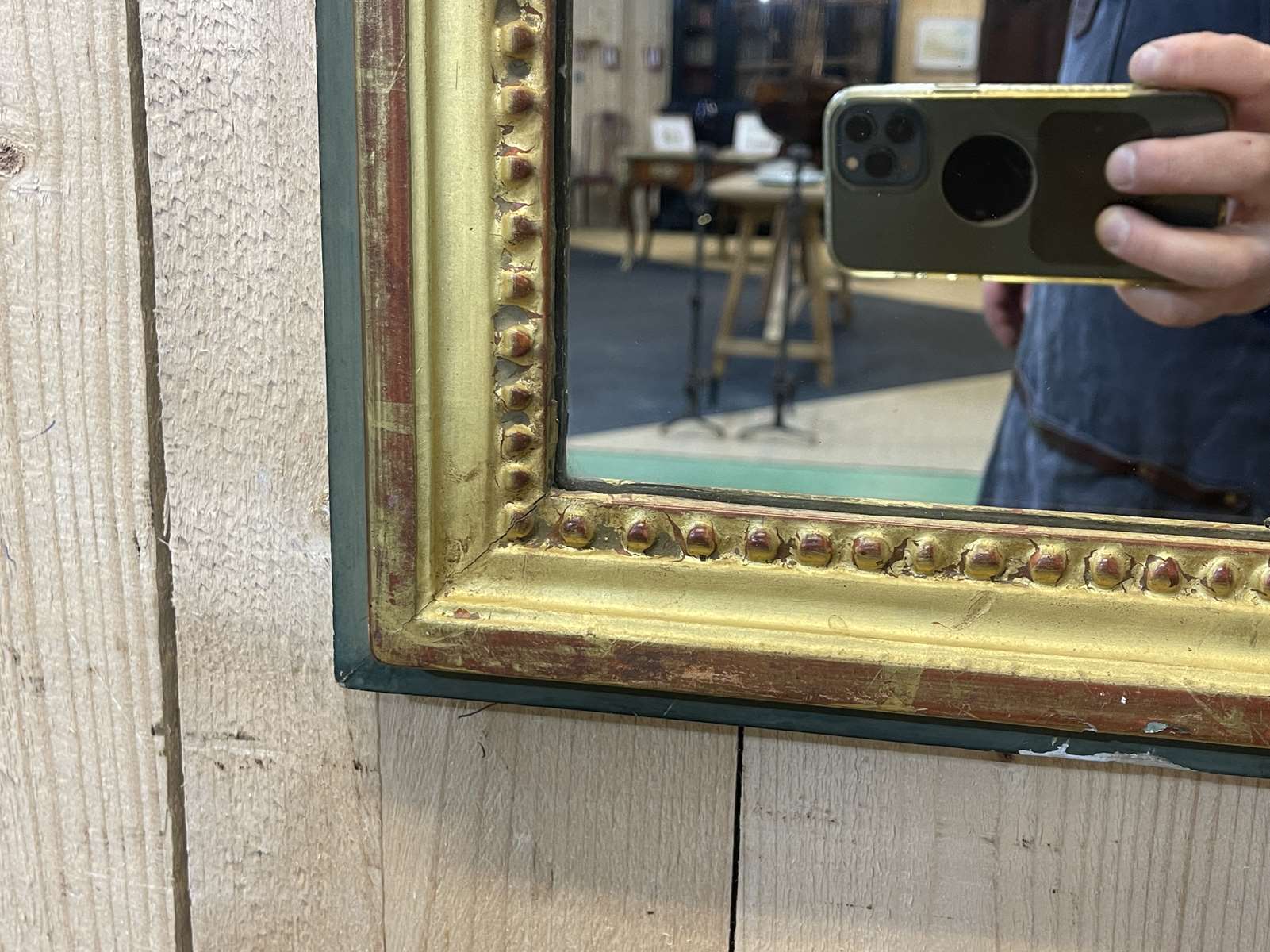 Mirror early twentieth in gilded wood