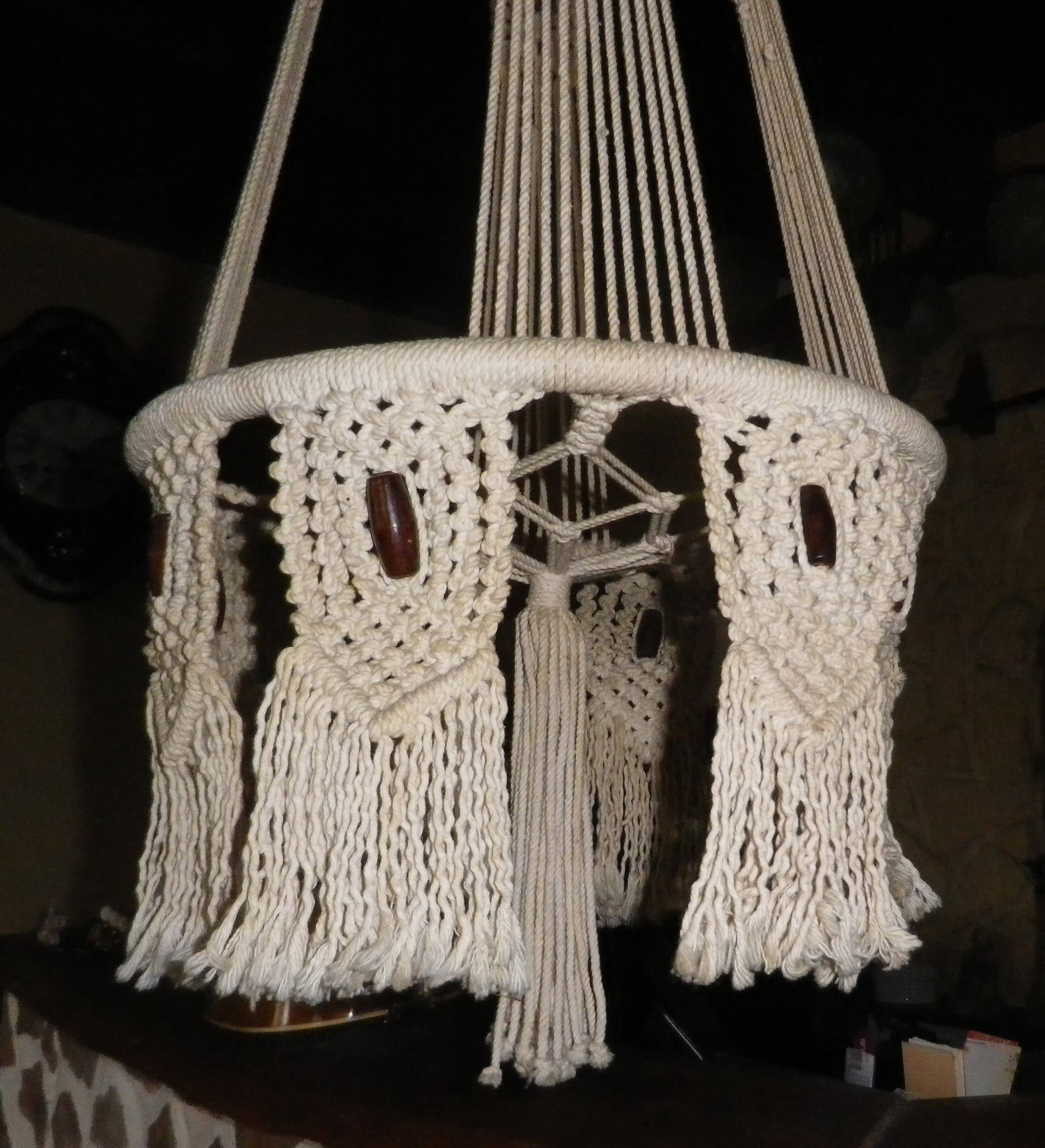 Macrame suspension