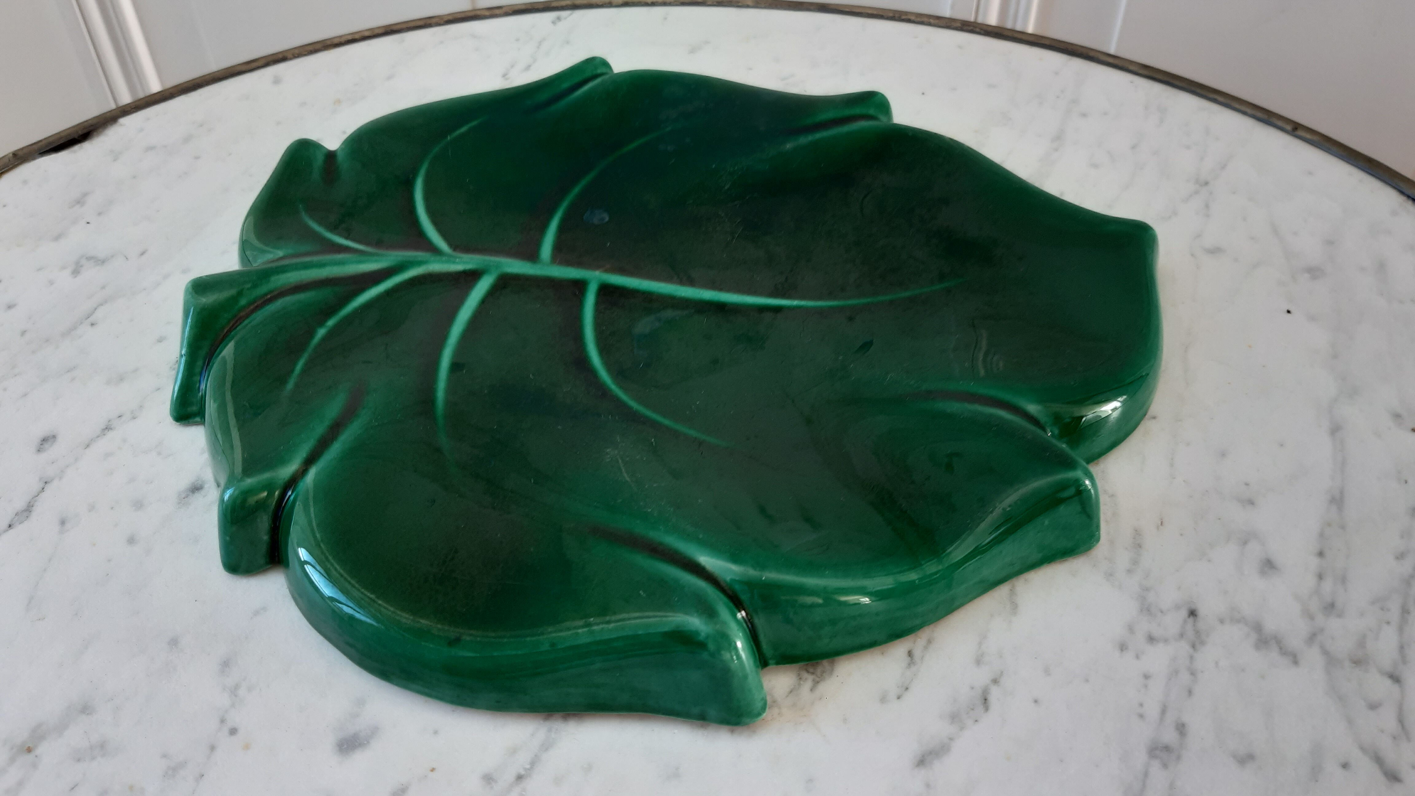 Ceramic trifle model leaf years 60-70