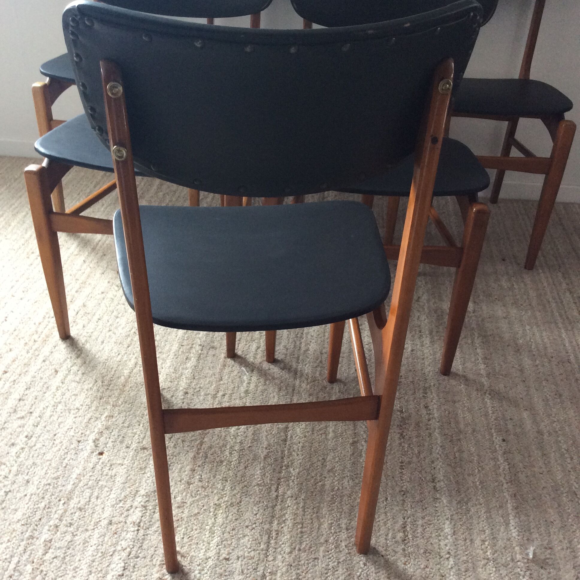 Series of 6 Scandinavian chairs from the 50/60