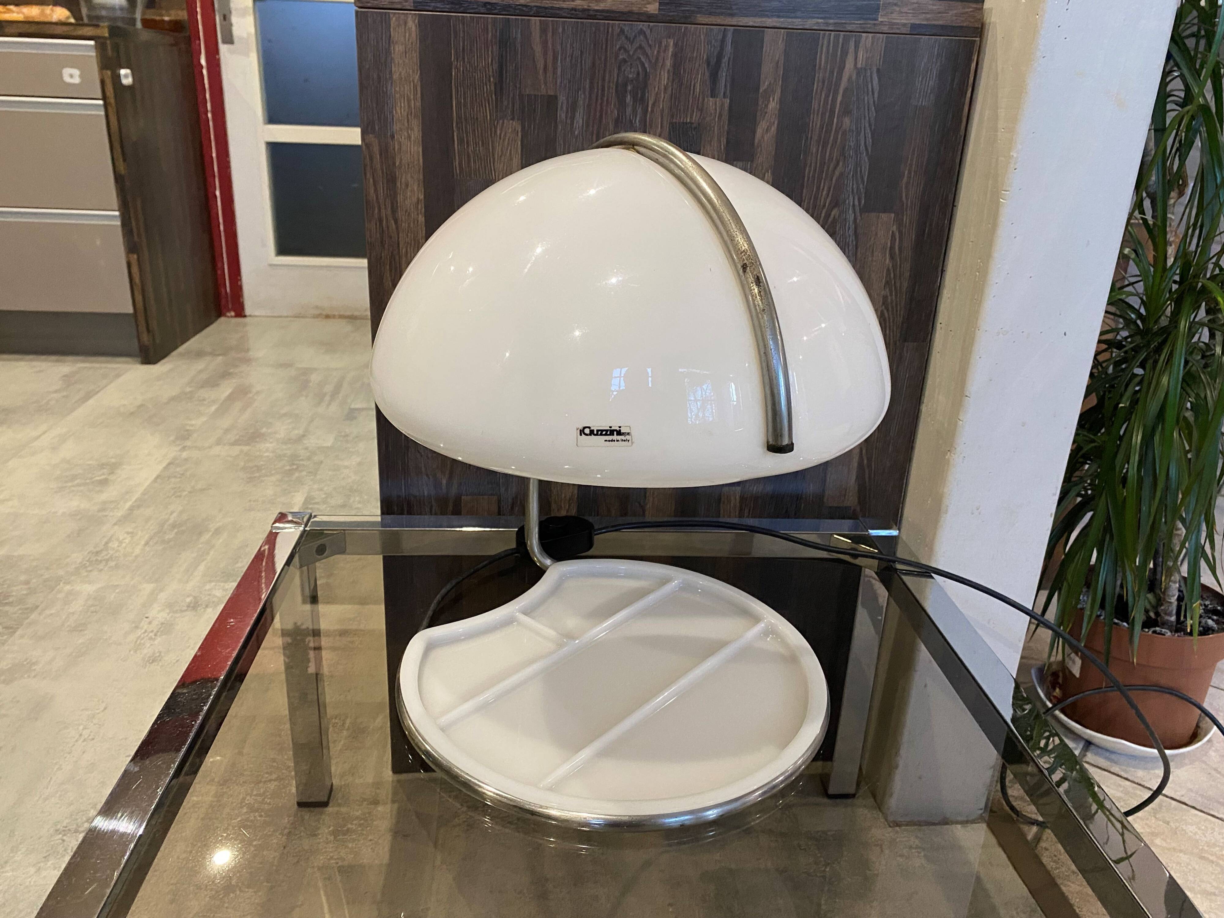 Shell lamp by Luigi Massoni and Luciano Bottura for Harvey Guzzini 1960 vintage