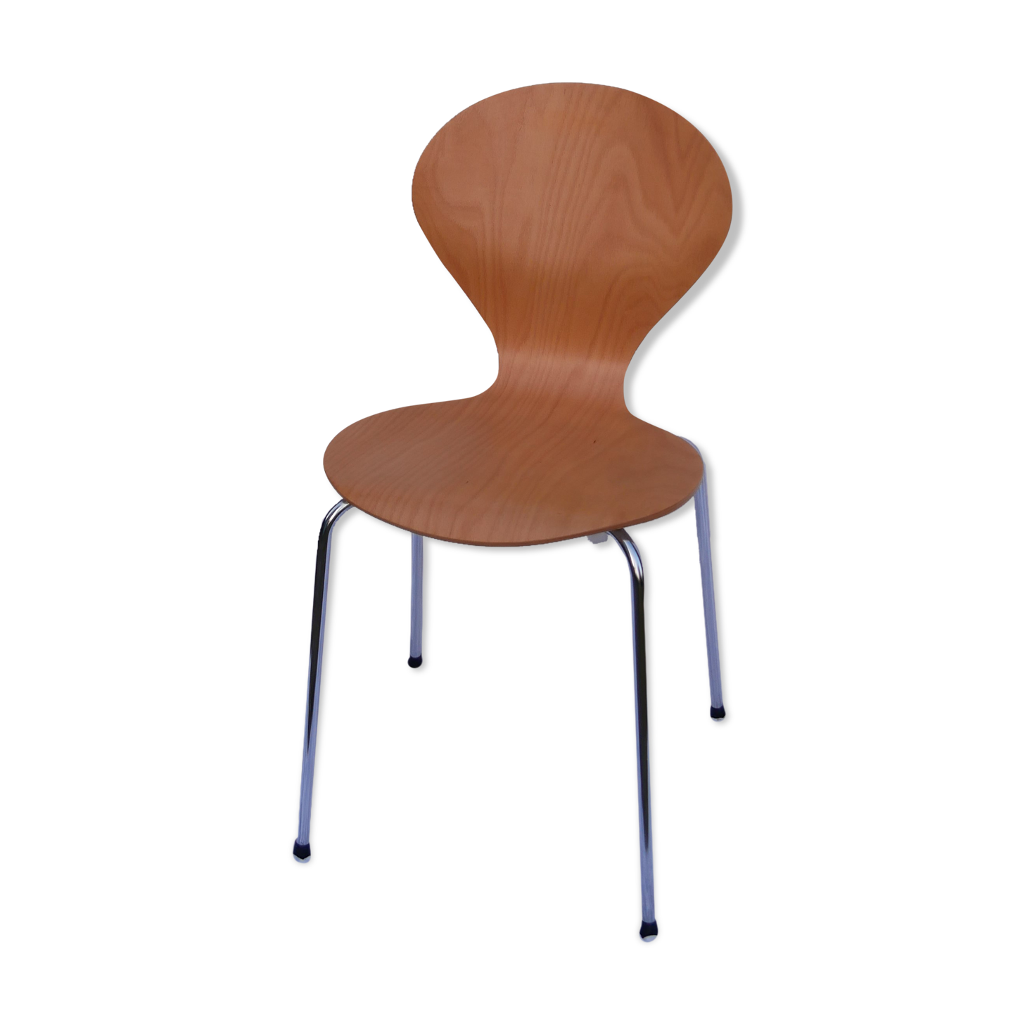 Chaise coque bois courbé