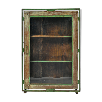 Green showcase