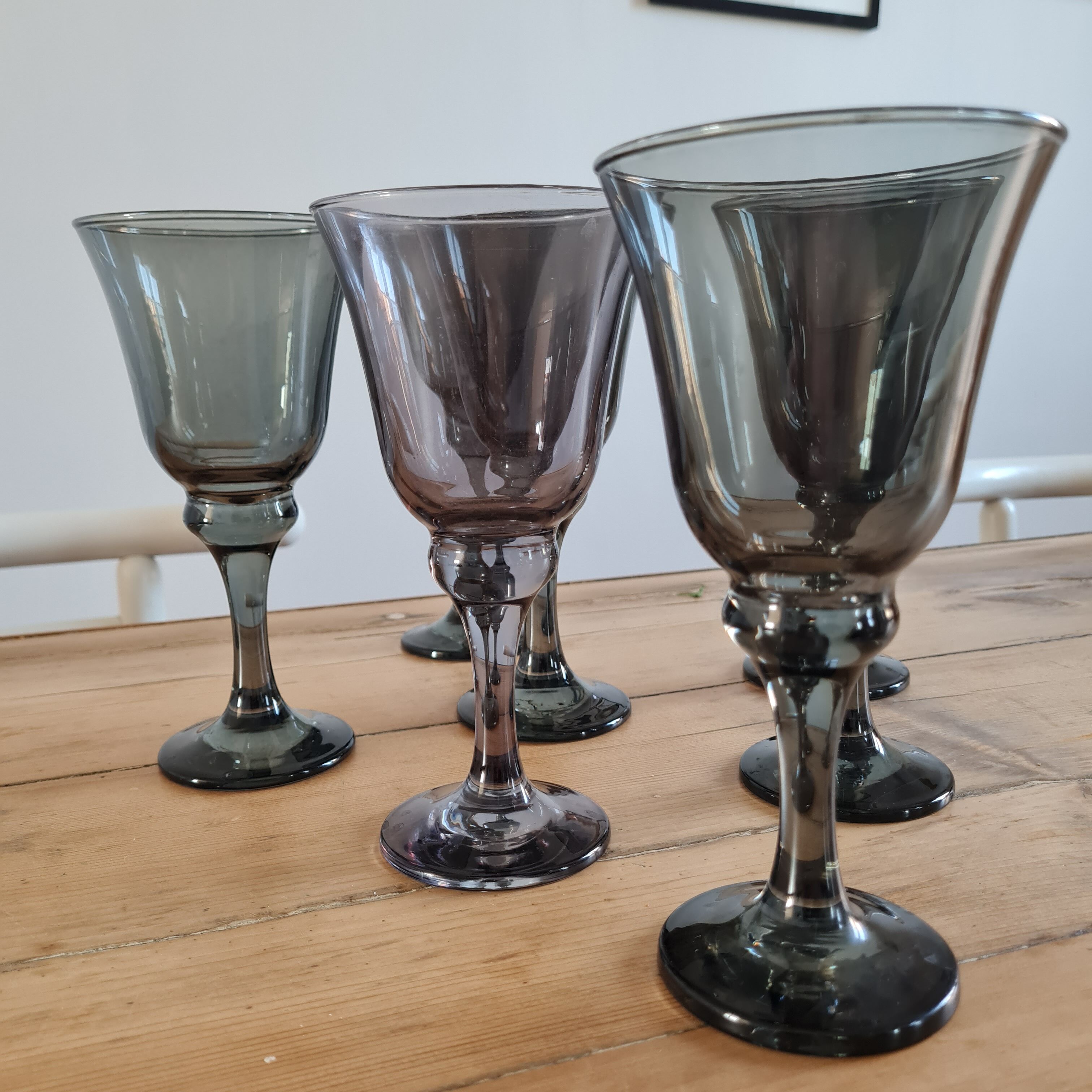 Service of 7 wine glasses