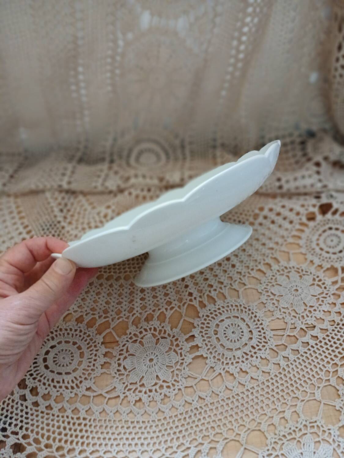Compotier en porcelaine blanche