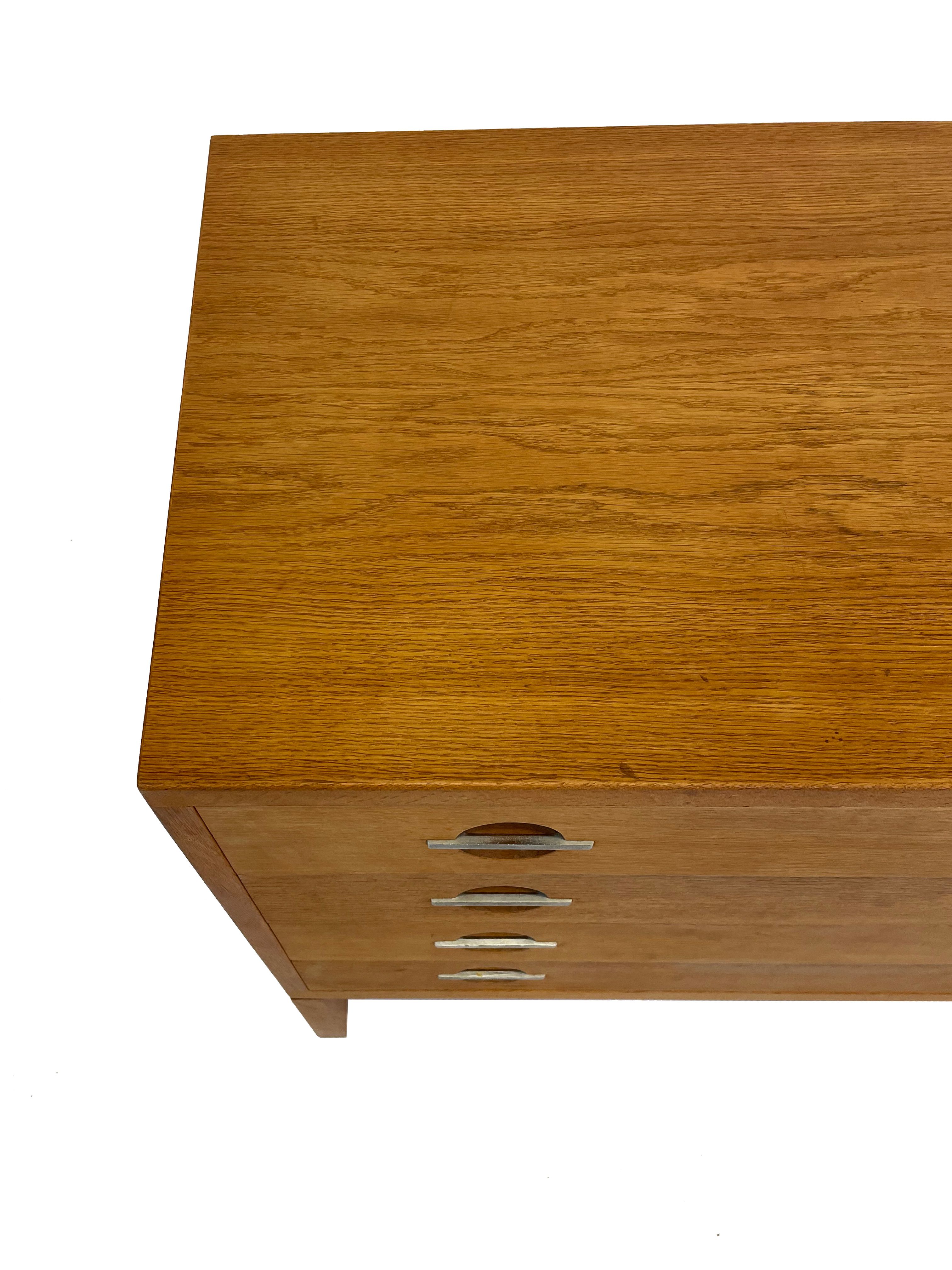 Hans J Wegner oak chest of drawers for RY Møbler, Denmark 60