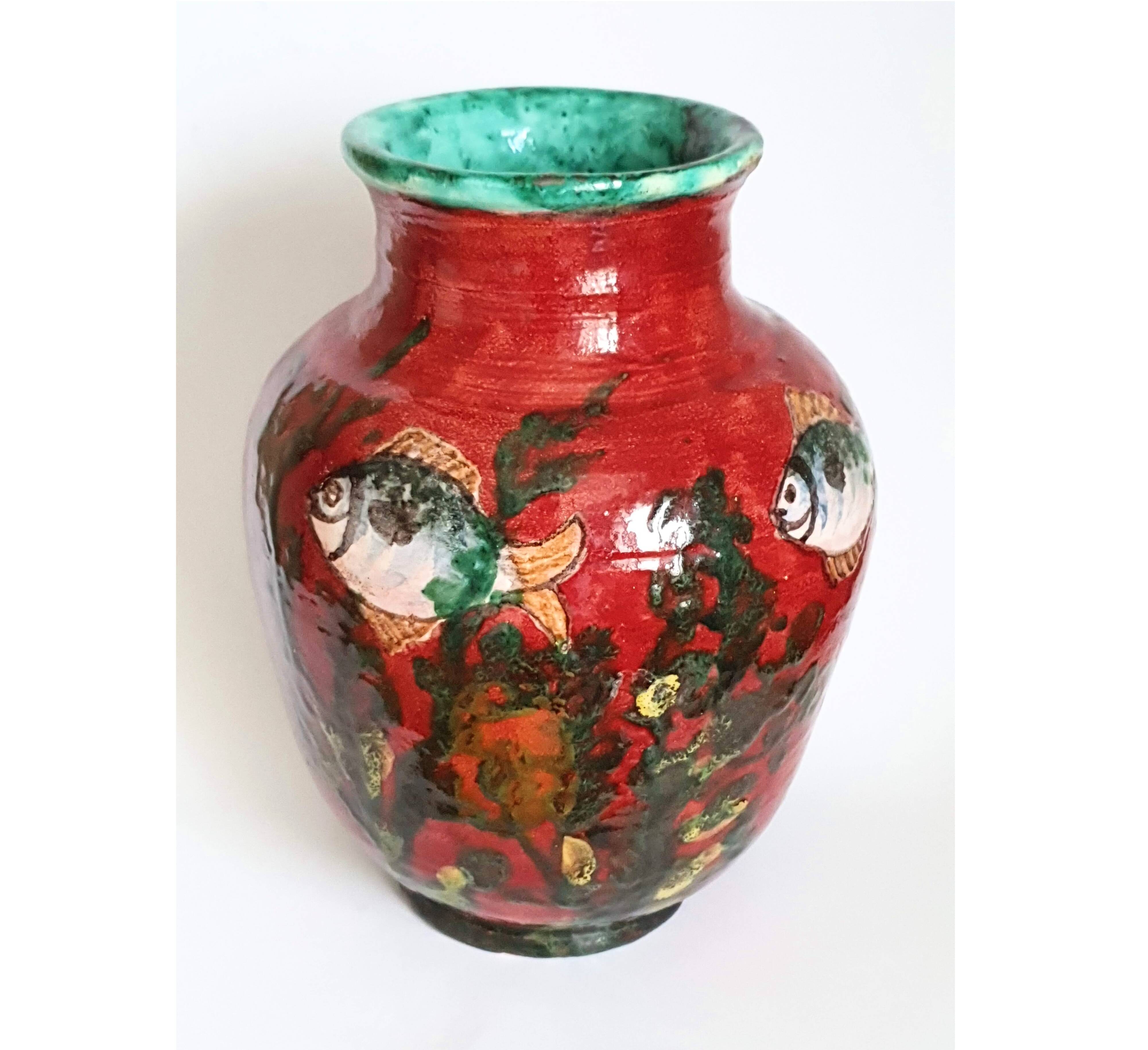 Vase decoration of goldfish enamel