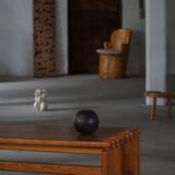 Large rectangular coffee table in solid pine from the mid-century, Danish modern, 1960s.
