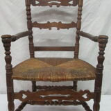 Fauteuil ancien avec accoudoirs
