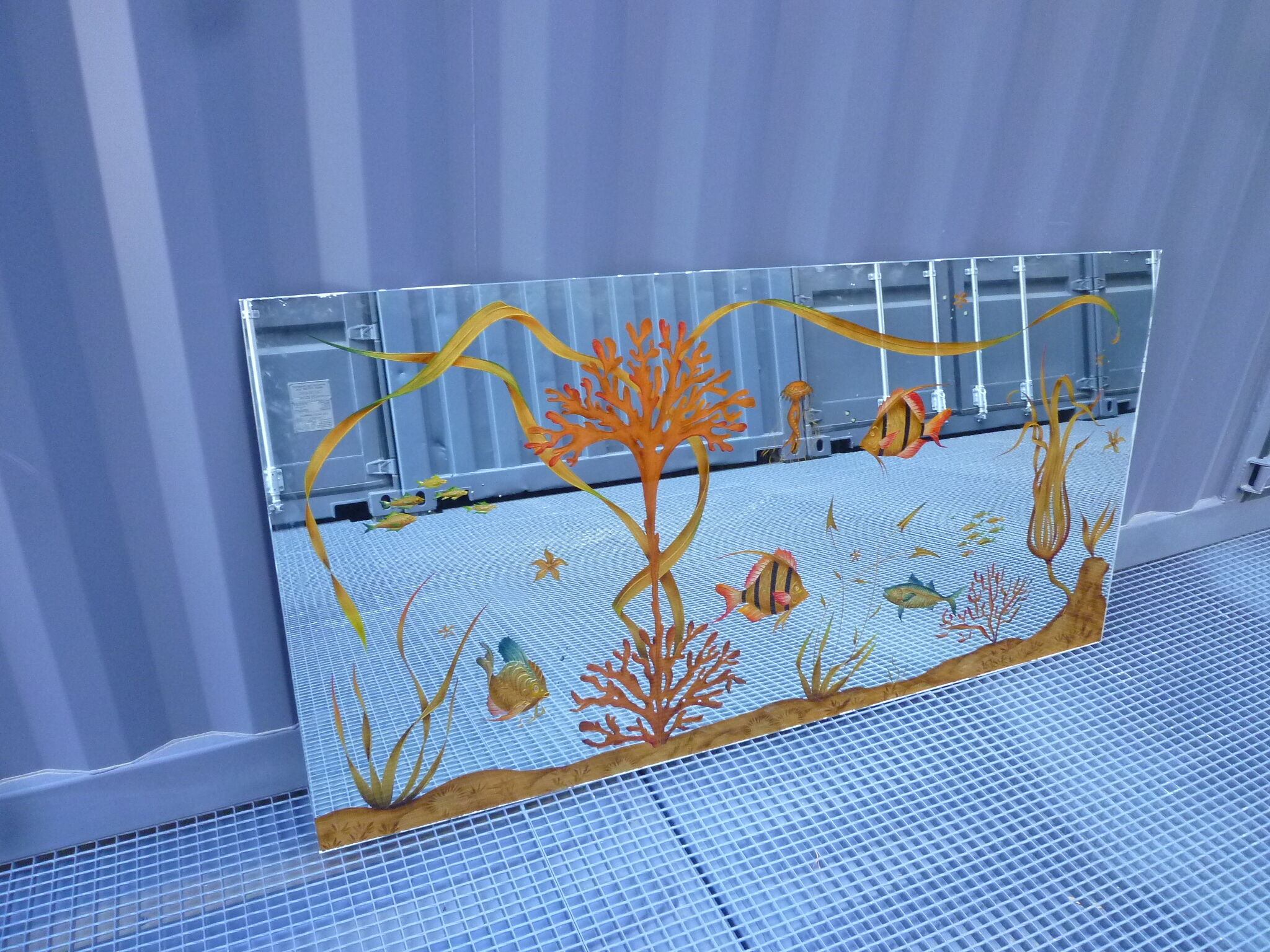 Eglomisé mirror seabed