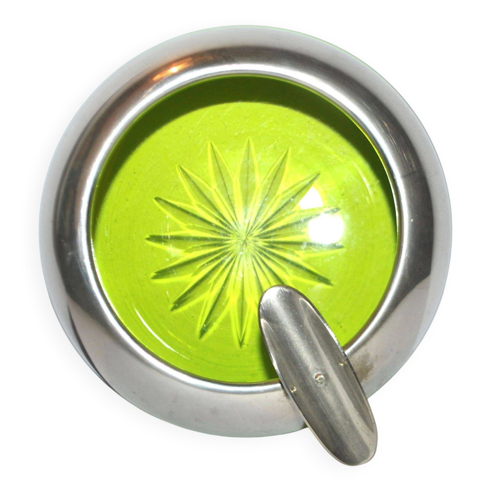 Cendrier cigare vintage en verre vert taillé et cerclage en étain