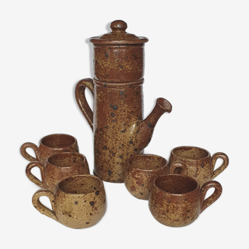 Coffee maker and cups made of pyrity sandstone