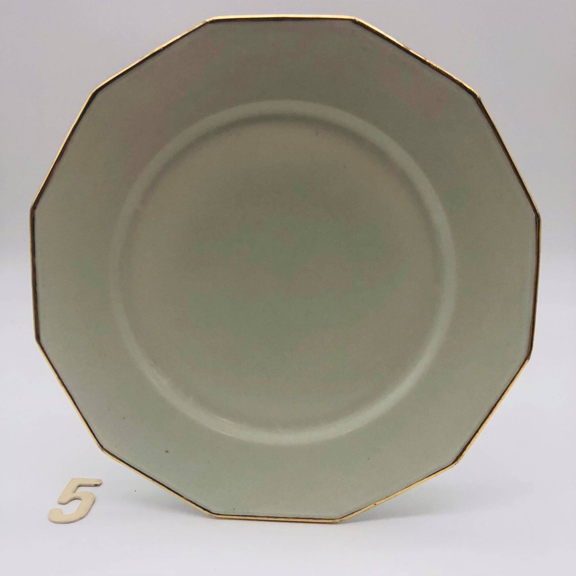 Limoges - M. Mandavy. 6 octagonal dinner plates.