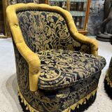 Napoleon III style living room with floral decoration