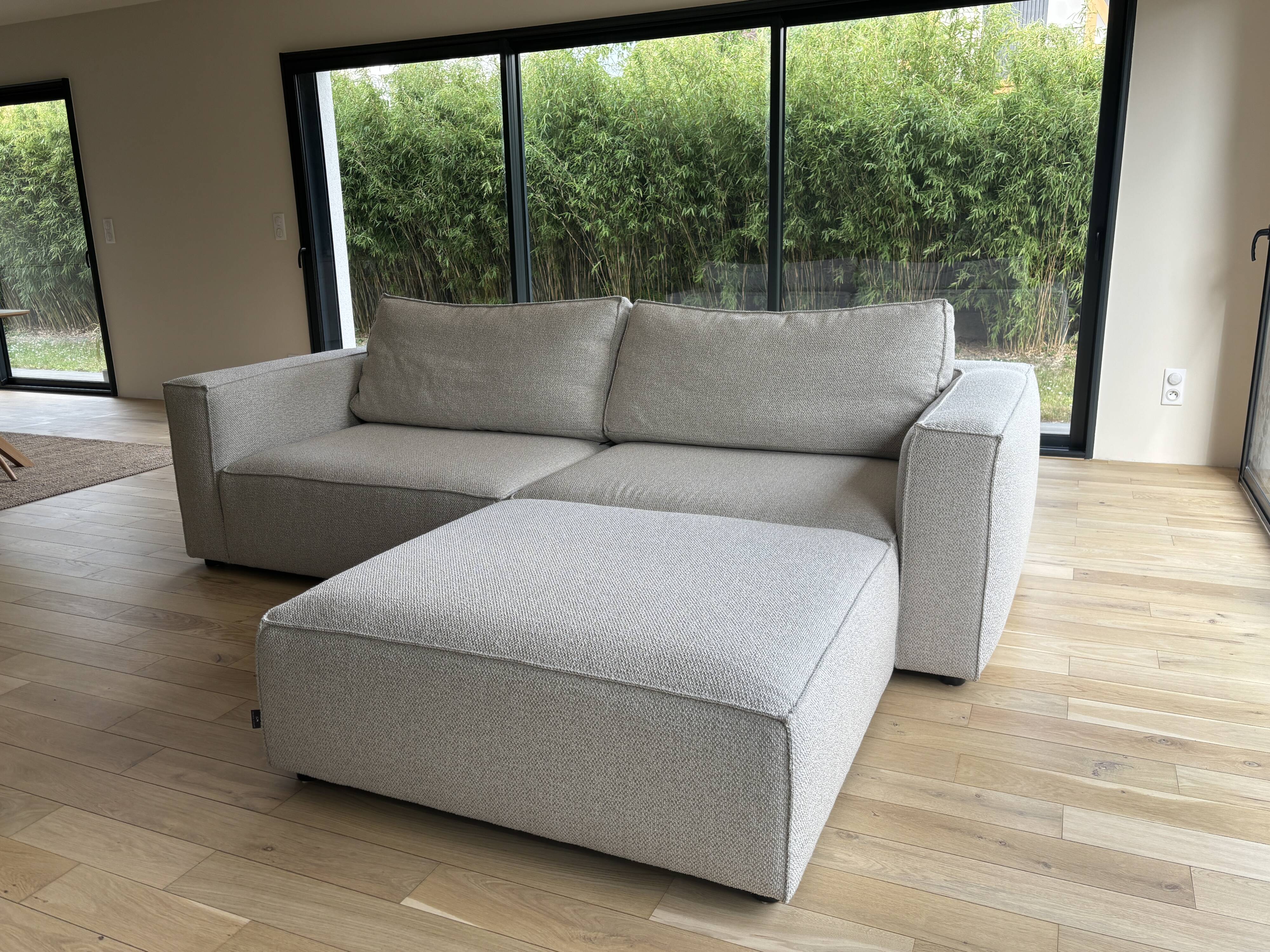 4-seater sofa set and pouf, France Yerres model sofa
