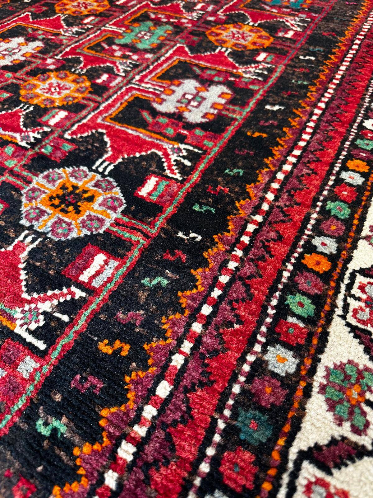 Handmade oriental hallway rug 280cm x 115cm