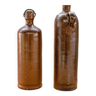 Set of 2 varnished stoneware vials