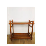 Serving table