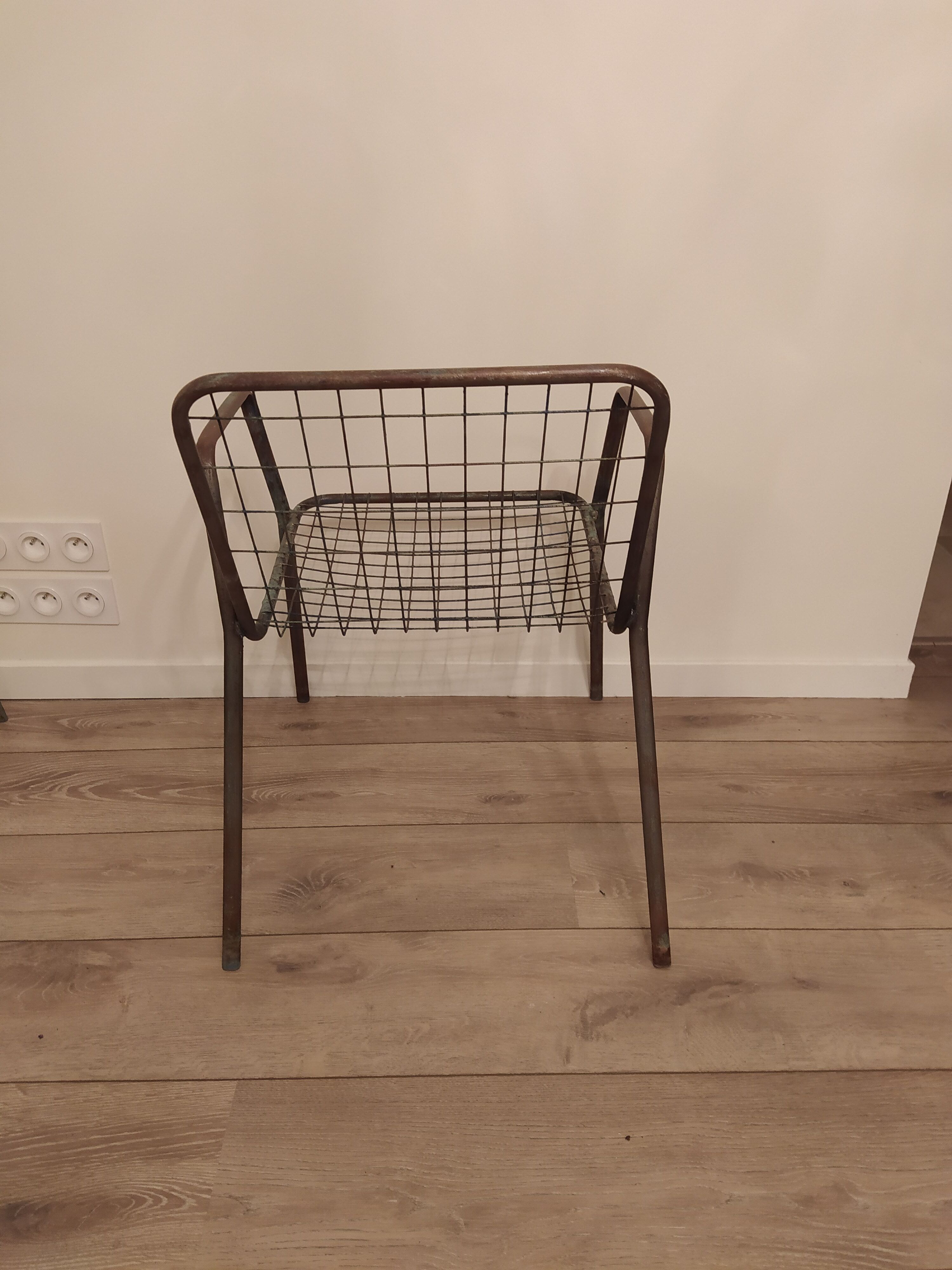 4 EMU metal Rio model chairs