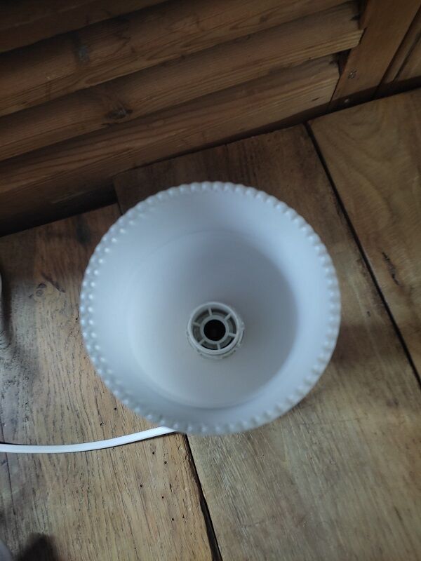 Lampe chevet base pierre reconstituée tulipe verre blanc originale