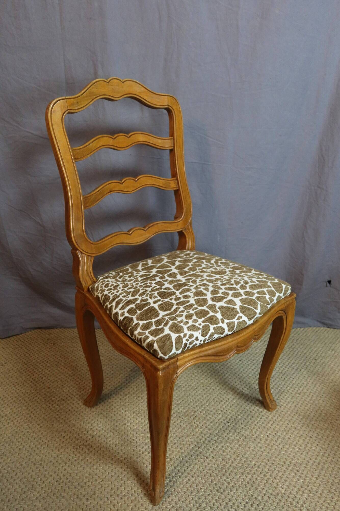 CHAIRS IN LOUIS XV STYLE