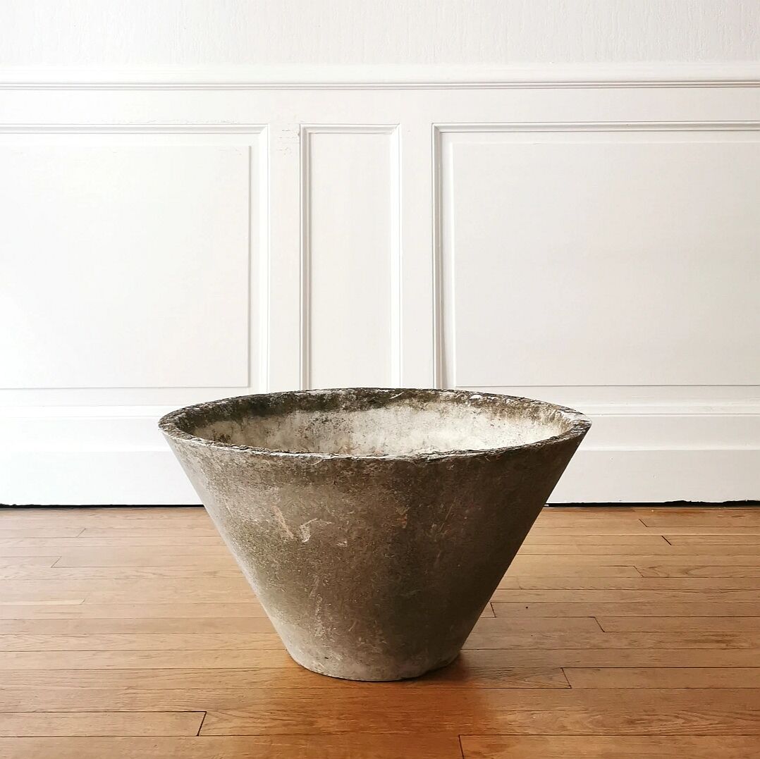 Cement cone planter, Eternit