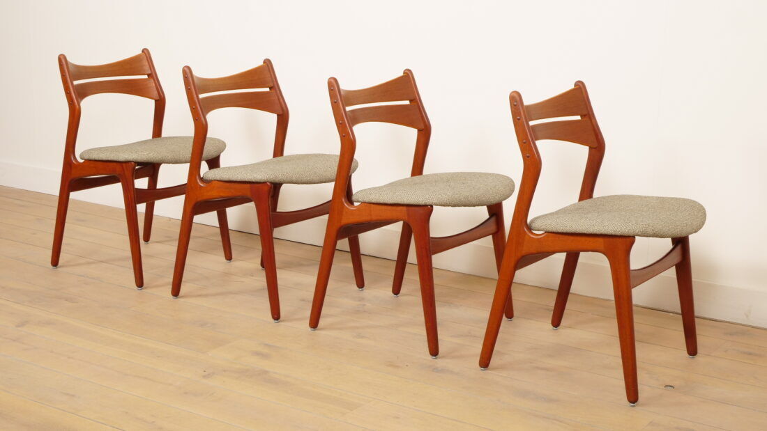 4 x dining chairs | Erik Buch | Model 310 | Teak | re-upholstered