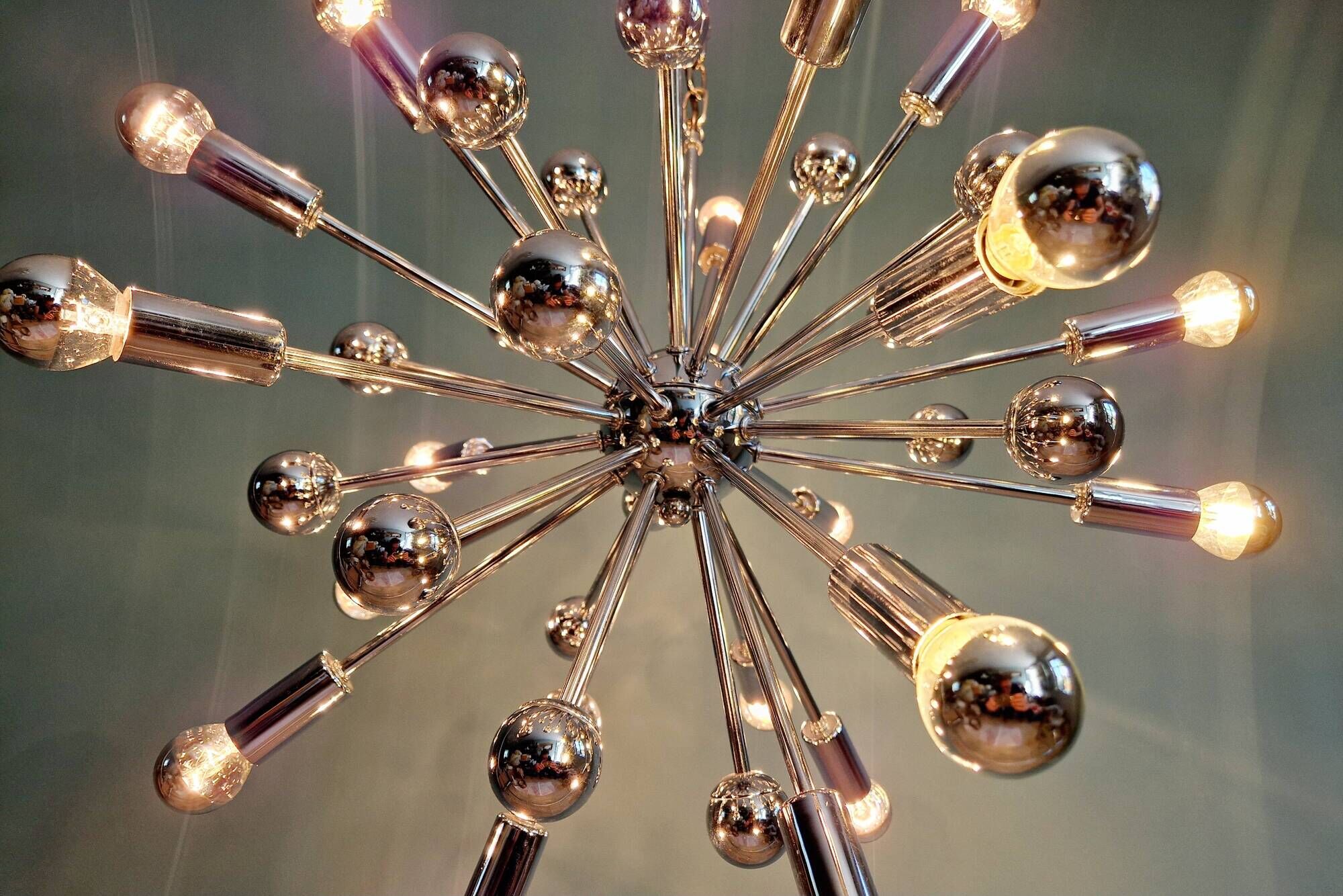 Lustre Sputnik XXL en métal chromé, années 70