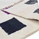 Off-white rug with geometric patterns, 200cm x 250cm