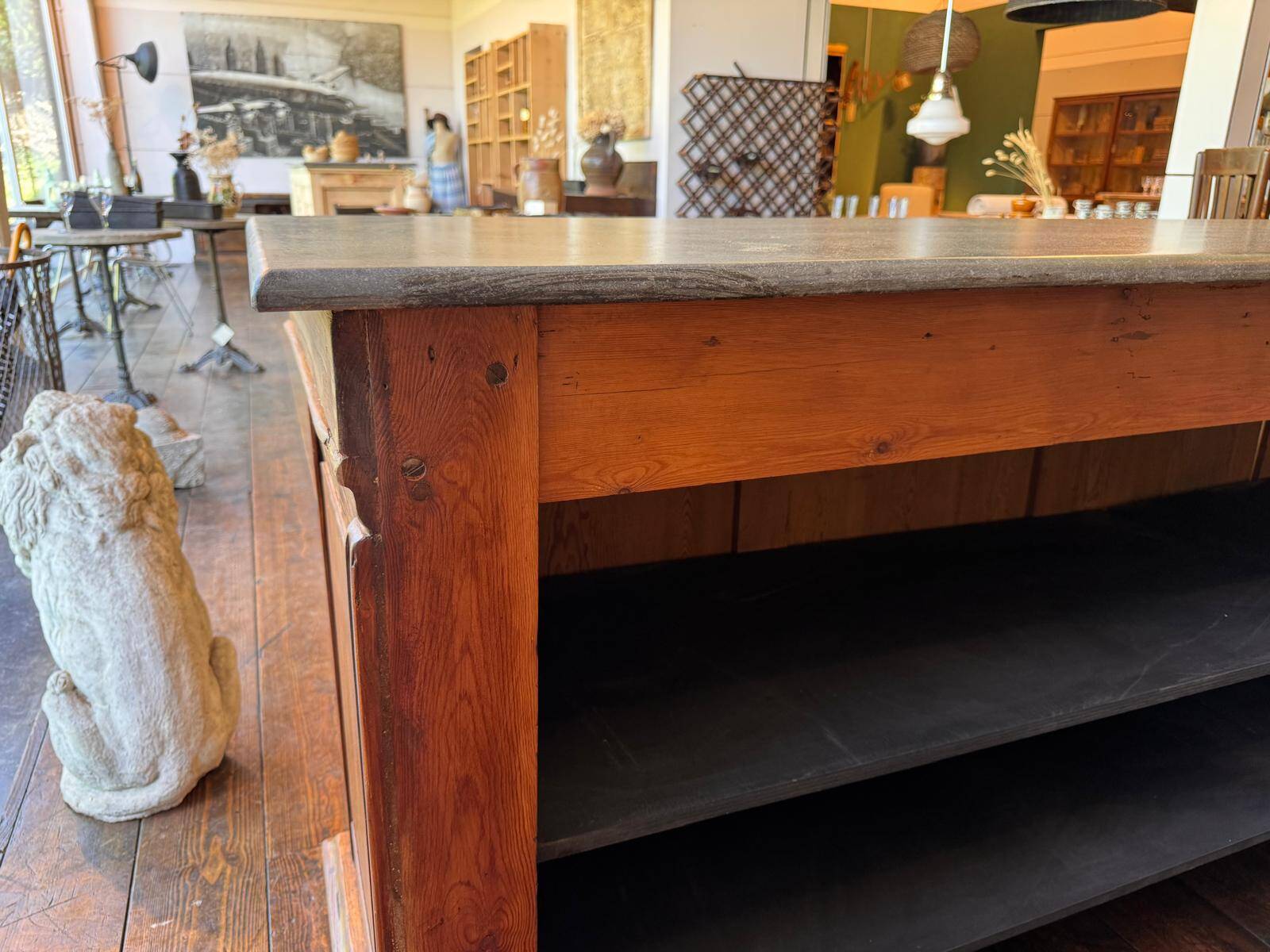 Former grand trading post