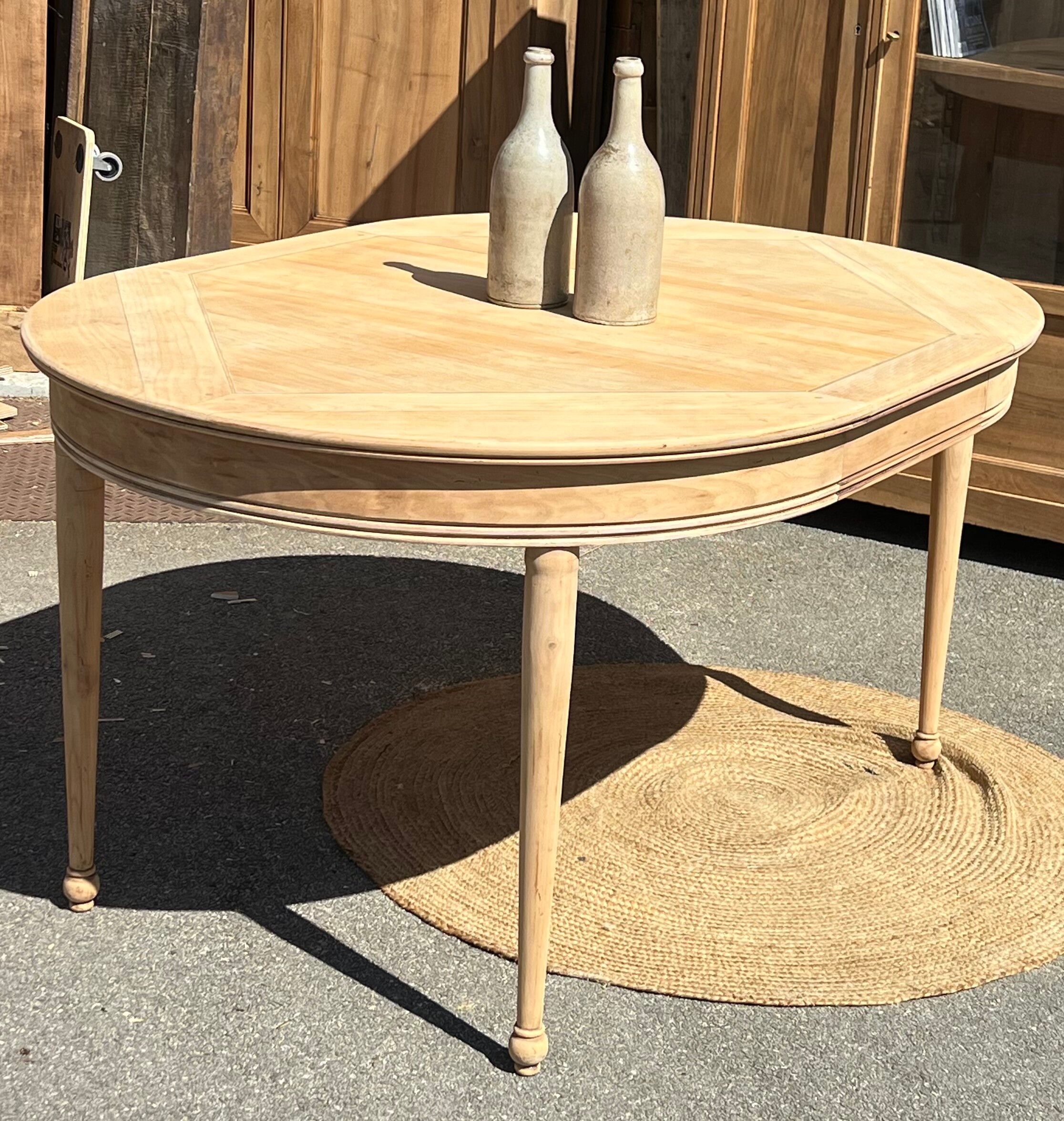 Round table + 1 renovated old extension in raw solid wood