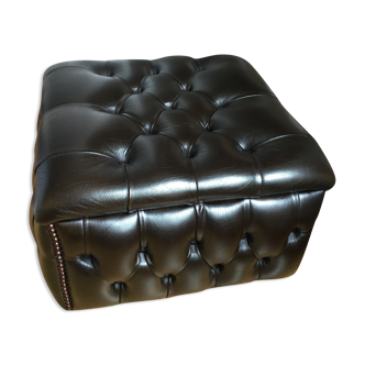 Pouf chest - English chesterfield foot rests in leather