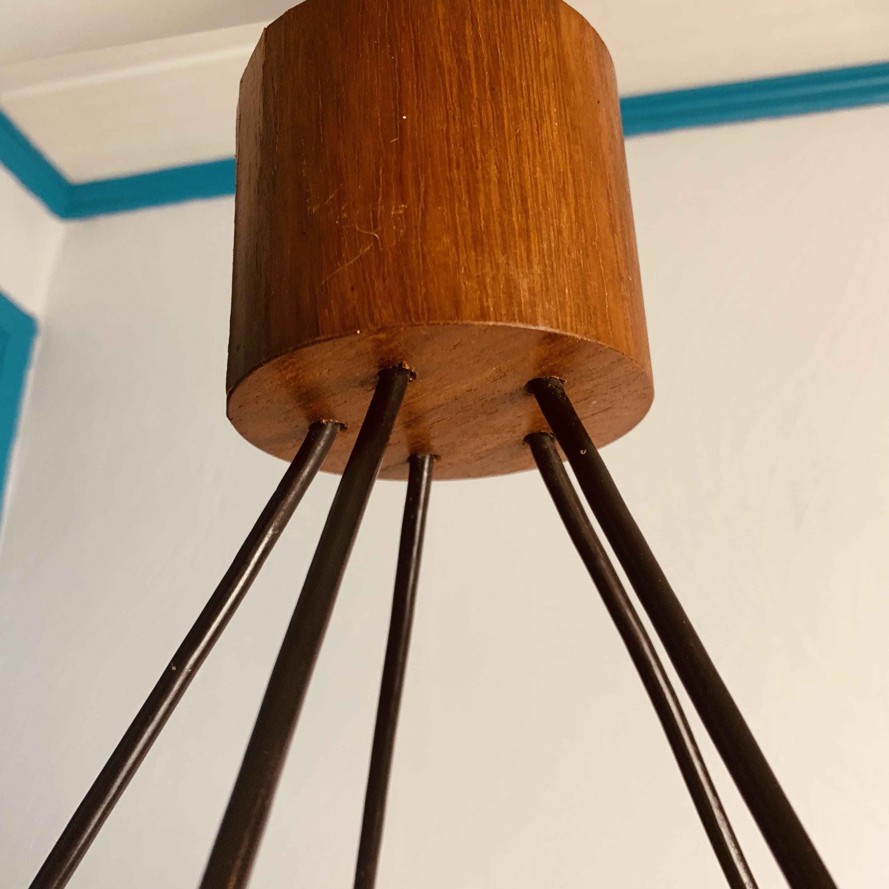 Iridescent glass teak chandelier - 5 burners