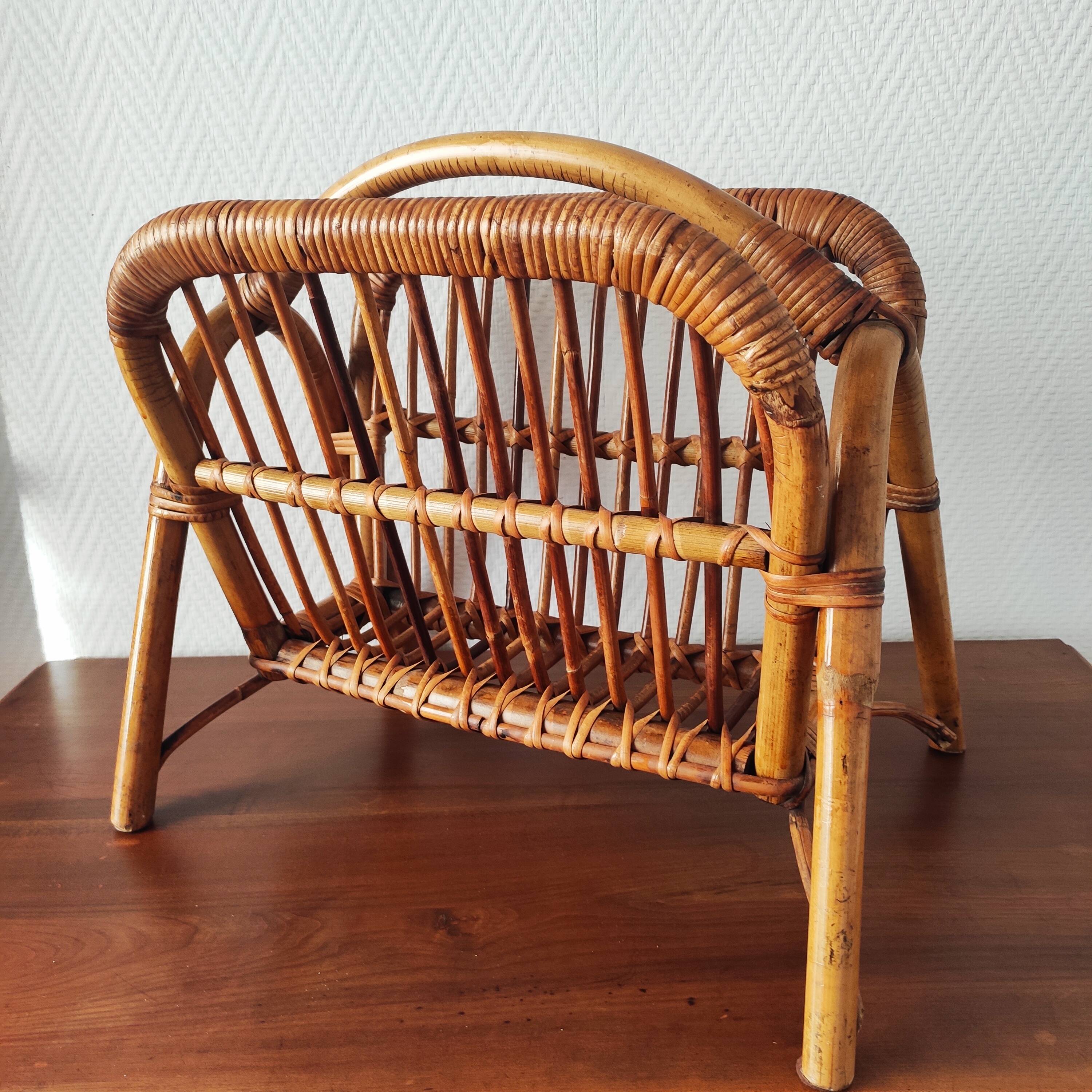 Porte-revues en rotin vintage 50-60
