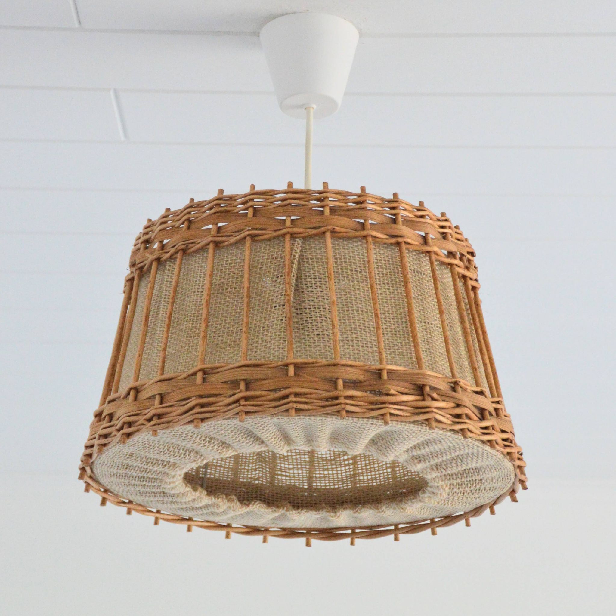 Jute and rattan suspension from the 1970s.