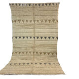 Handmade moroccan berber carpet 259 x 148 cm