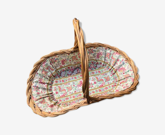 Petit panier pour l'été au jardin, osier tressé