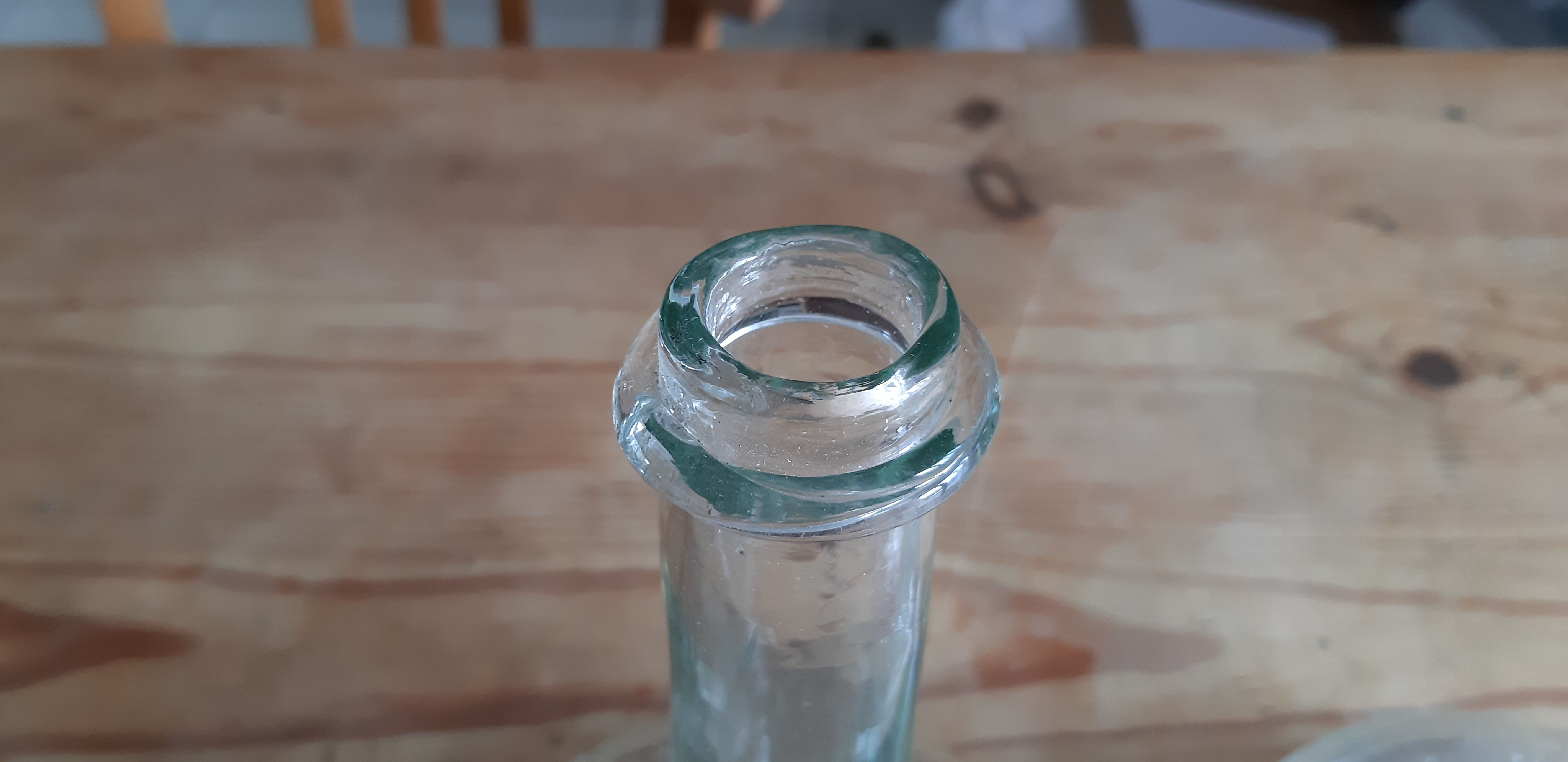 Pair of carafes to decant in blown glass