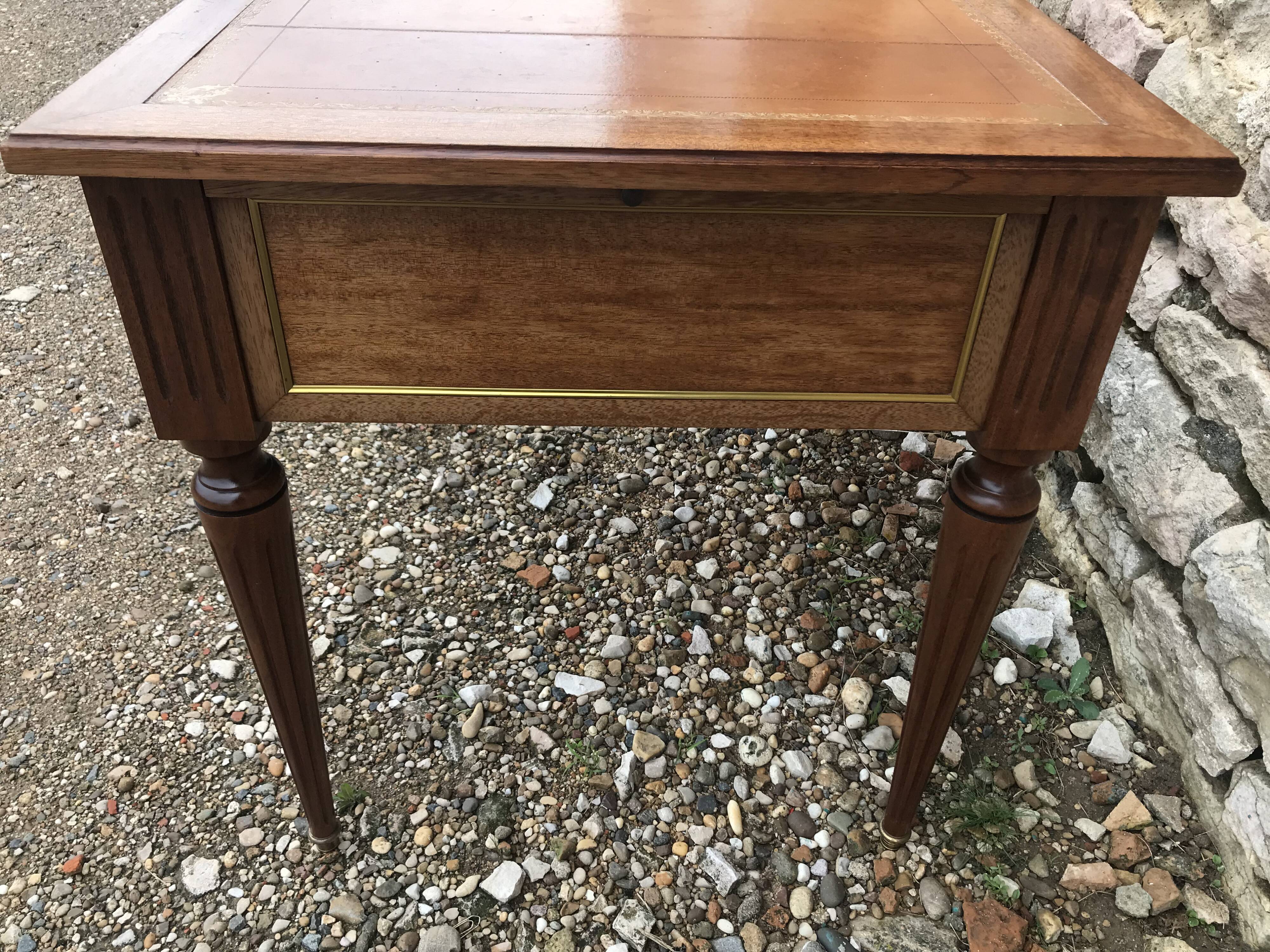 Desk Louis XVI style