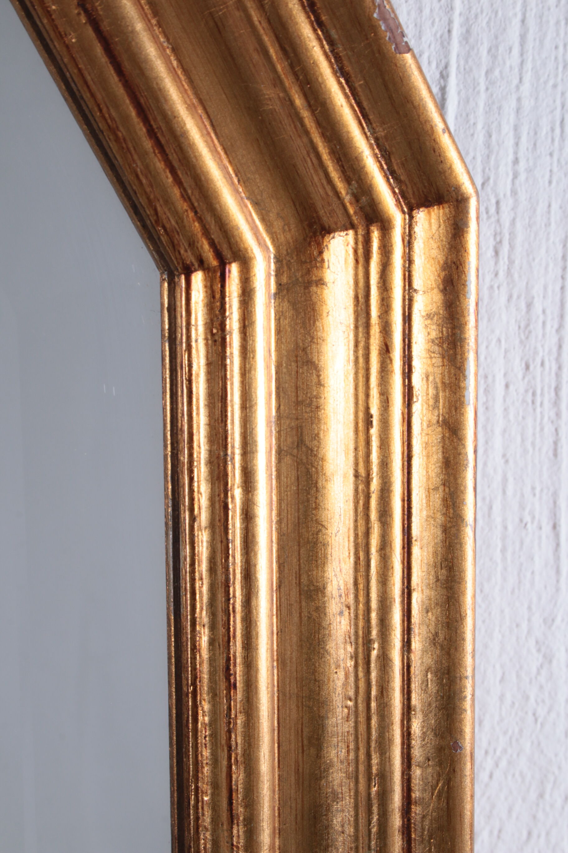 Gold mirror hollywood regency style, 1980