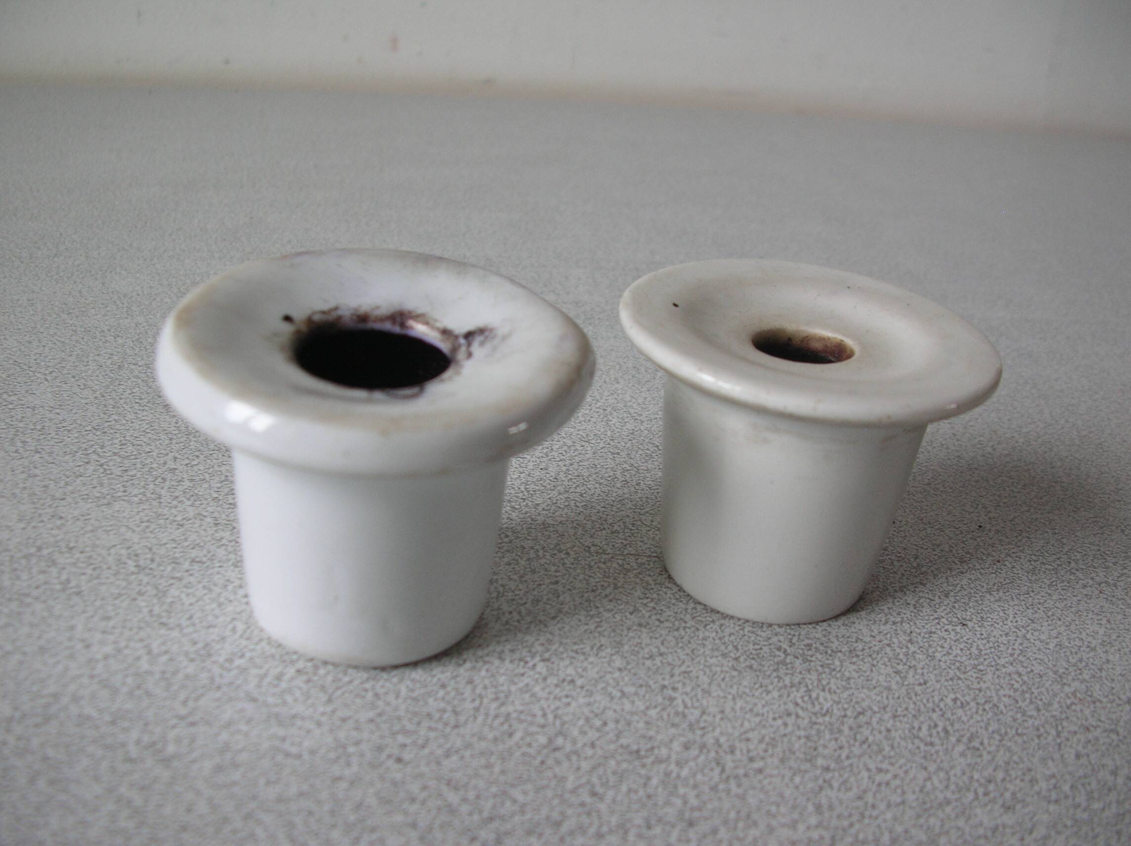 Set of 2 ceramic inkwells 4.8 cm school office accessory