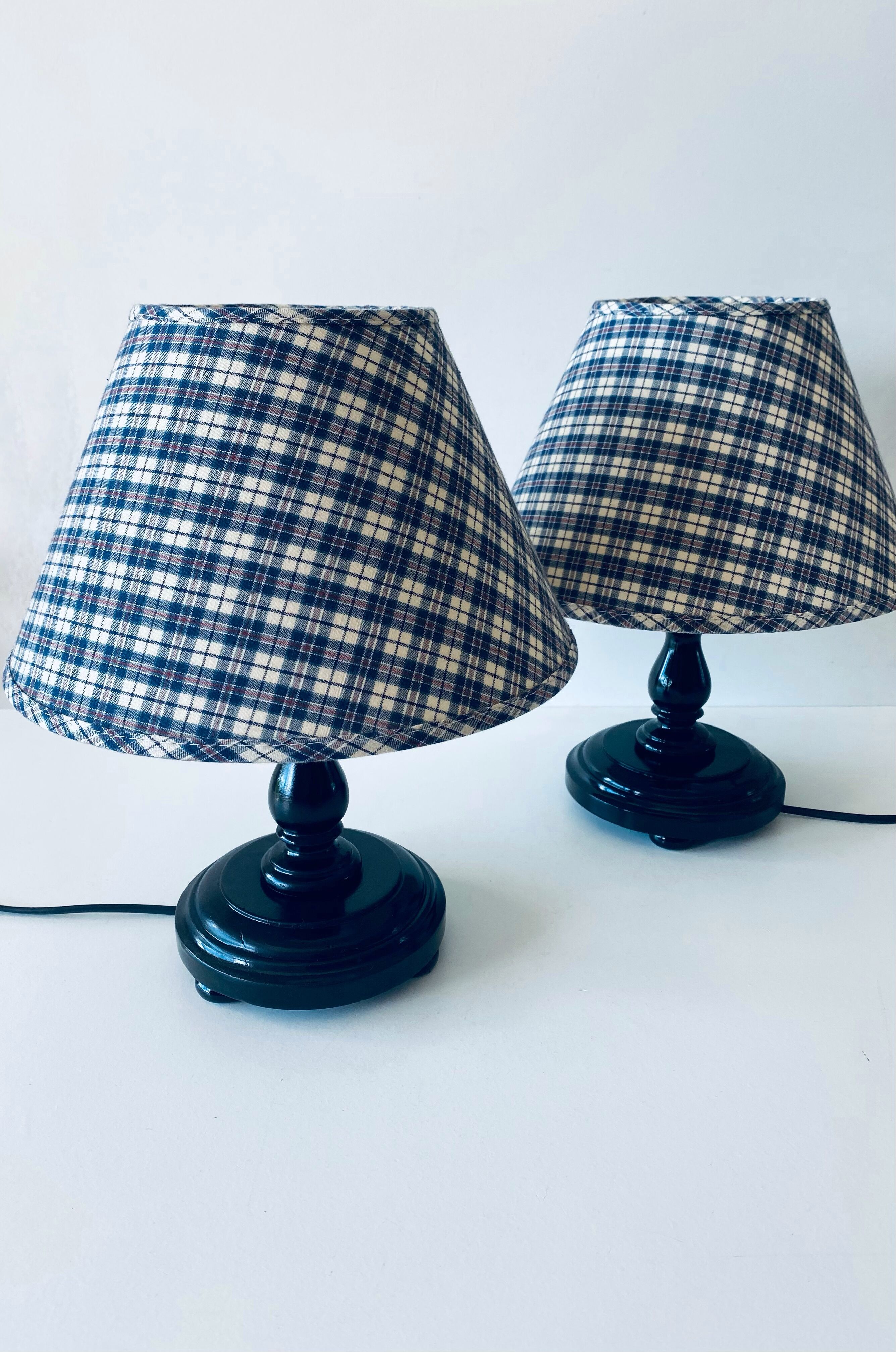 Pair of turned wooden bedside lamps