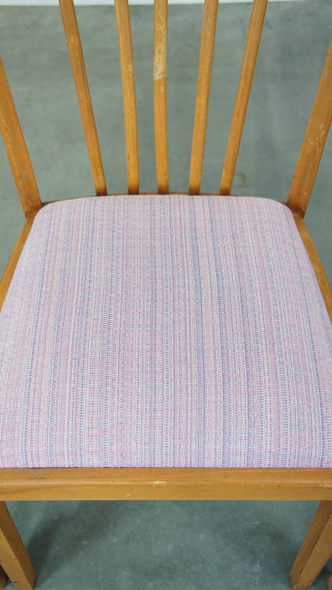 Set of four dining chairs from the 1970s with fabric seat and wooden frame